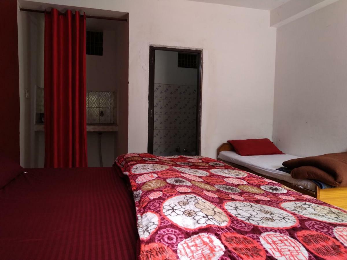 Mochila Youth Hostel Mcleod Ganj Dharamshala Eksteriør billede