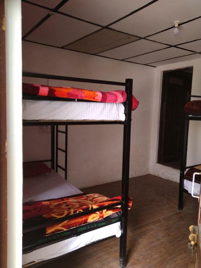 Mochila Youth Hostel Mcleod Ganj Dharamshala Eksteriør billede